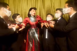 Hà Nhi ra mắt MV mới, dần tháo mác "ca sĩ cover"