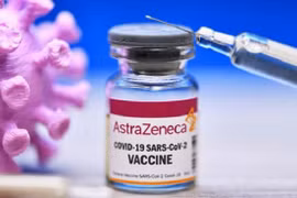 Thêm 1,1 triệu liều vaccine AstraZeneca về Việt Nam