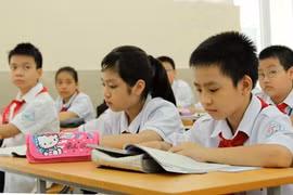 Sự khác nhau về mốc thời gian tuyển sinh lớp 1, lớp 6 trường công và tư