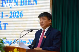 Ông Lò Văn Phương được tín nhiệm bầu giữ chức Chủ tịch HĐND tỉnh Điện Biên
