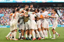 Tây Ban Nha thắng 5-3 Croatia tại vòng 16 đội Euro 2020