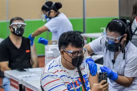 ASEAN ghi nhận 3.717.680 ca COVID-19, 73.578 người tử vong