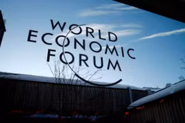 Diễn đàn kinh tế Davos tại Singapore tạm hoãn vì COVID bùng phát
