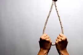 Cựu Phó công an xã treo cổ tự tử trong trụ sở