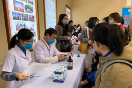 Những phản ứng có thể xảy ra sau khi tiêm thử nghiệm vắc xin COVIVAC