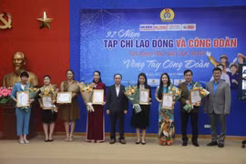 Gần 500 tác phẩm tham gia cuộc thi viết “Vòng tay Công đoàn”