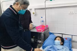 Thứ trưởng Nguyễn Trường Sơn: Tiêm phòng COVID-19 chưa gặp sự cố nào như tại Thanh Hoá
