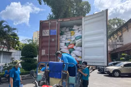Trình Chính phủ hỗ trợ hơn 130 nghìn tấn gạo cho 24 tỉnh, thành giãn cách