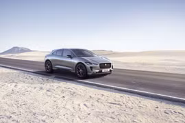 Giới thiệu SUV Jaguar I-PACE phiên bản màu đen mới