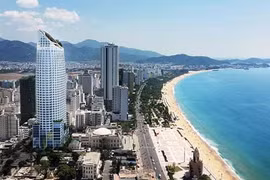 Căn hộ biển tiếp tục ế hàng