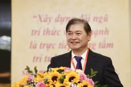 Chủ tịch VUSTA Phan Xuân Dũng: “Nhìn sâu vào quá khứ... nhìn xa về tương lai”