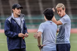 Sa thải HLV giúp bóng đá Campuchia vào bán kết SEA Games