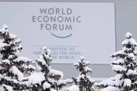 Diễn đàn kinh tế Davos bị hoãn đến mùa hè do lo ngại Omicron
