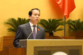 Hoàn thiện hệ thống pháp luật đồng bộ, kịp thời, minh bạch, có sức cạnh tranh quốc tế
