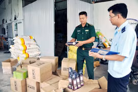 Tổng cục Hải quan: Hoạt động xuất khẩu tiếp tục tăng vào cuối năm