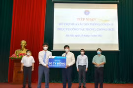 Tập đoàn Hòa Phát ủng hộ 50 tỷ đồng vào Quỹ vaccine phòng Covid-19