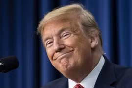 Hậu bầu cử Mỹ, ông Trump bị tố lừa người ủng hộ quyên góp tiền