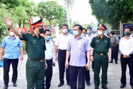 Bí thư Hà Nội: Yêu cầu nâng mức nguy cơ, trưng dụng chung cư chưa bàn giao để làm bệnh viện dã chiến
