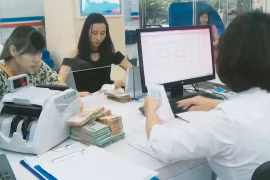 Đề xuất giảm lãi suất tiền gửi về 0%/năm là thiếu thực tế