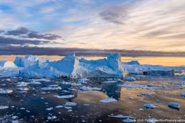 Sóng nhiệt gây ra 'sự kiện tan chảy lớn' ở Greenland