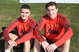 CLB Man United chốt giá bán tiền vệ Pereira