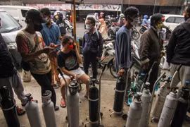 Indonesia ghi nhận số ca COVID-19 cao kỷ lục, đứng thứ ba thế giới