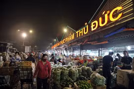 Cho phép chợ đầu mối Thủ Đức mở điểm trung chuyển hàng hóa