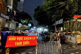 TP.HCM: Tháo gỡ phong tỏa chung cư Ehome 3 ở quận Bình Tân