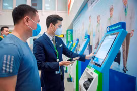 Chung tầm nhìn tiên phong chuyển đổi số, Bamboo Airways và Sacombank hợp tác toàn diện