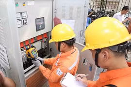 Giảm tiền điện đợt 4: Hà Nội, TP.HCM và nhiều địa phương giãn cách được áp dụng
