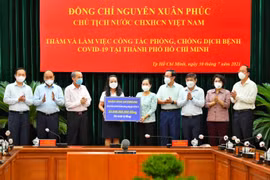 Sacombank tiếp tục ủng hộ 50 tỷ đồng phòng chống Covid-19