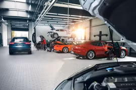 Mỹ: Porsche và Lexus dẫn đầu chất lượng dịch vụ phân khúc xe sang