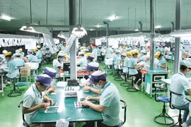 Bảo đảm việc làm bền vững, nâng cao mức sống của công nhân lao động