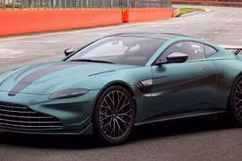 Aston Martin Vantage F1 Edition ra mắt, giá từ 196.834 USD
