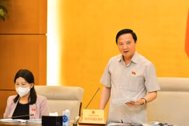 Tội phạm tham nhũng, buôn lậu vẫn diễn ra rất phức tạp gây thất thoát tài sản Nhà nước