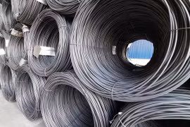 Bộ Xây dựng: Giá thép tăng 40% là bất thường