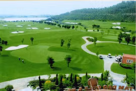 Hà Nội tạm dừng toàn bộ các hoạt động thể thao tập trung, sân golf