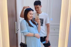 Diễn viên Bảo Thanh sinh con gái