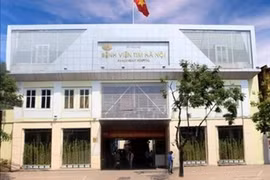 Khởi tố, bắt tạm giam nguyên Phó giám đốc và nhiều cán bộ tại Bệnh viện Tim Hà Nội