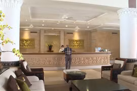 Du lịch Đà Nẵng đìu hiu nhưng vẫn hỗ trợ cho du khách