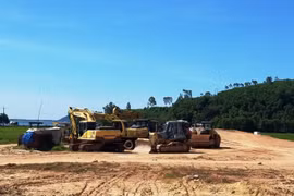 Thiếu khoảng 30 tỷ đồng để hoàn thành dự án nâng cấp Quốc lộ 49B
