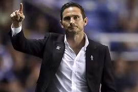 Lampard thất vọng sau khi bị Chelsea loại bỏ