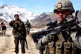 Rút quân khỏi Afghanistan, Mỹ muốn xoay trục từ chống khủng bố sang Trung Quốc và Nga