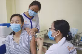 Đà Nẵng: 220 cán bộ, chiến sĩ công an được tiêm vắc xin Covid-19