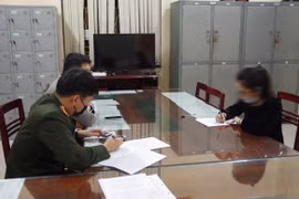 Công an triệu tập 3 người đăng văn bản giả cho học sinh nghỉ học