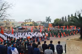 Tưng bừng ngày hội tòng quân tại Hà Tĩnh, Nghệ An