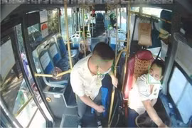 Bộ GTVT kiến nghị lùi thời hạn xử phạt xe ô tô chưa lắp camera