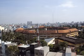 Tìm người đến liên hệ công tác tại trại tạm giam Chí Hoà vì có 3 cán bộ dương tính Covid-19