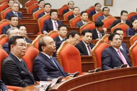 Kết luận của Bộ Chính trị về chủ trương khuyến khích và bảo vệ cán bộ năng động, sáng tạo