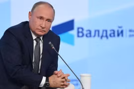 Ông Putin nói phương Tây hỗ trợ quân sự cho Ukraine đe dọa Nga